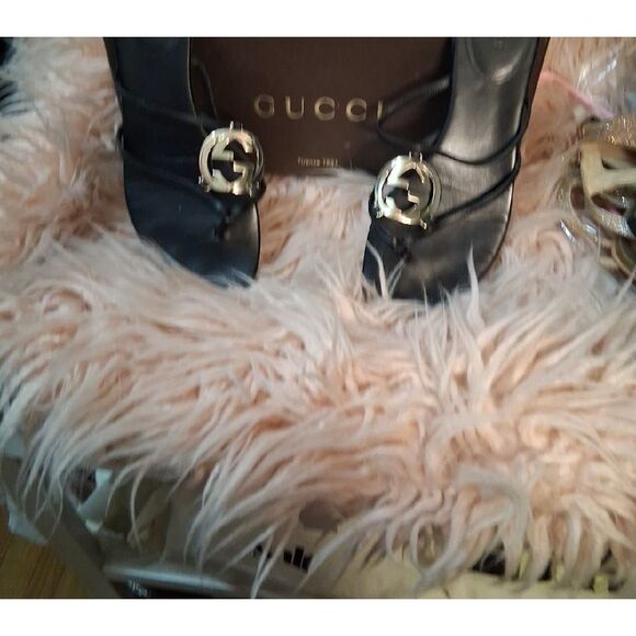 GucciβBlack Slides with Goldtone Metallic  GG Logo Size 38 - Picture 7 of 9